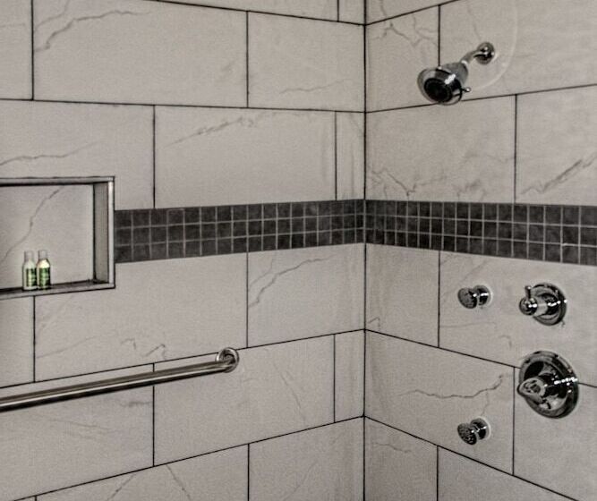 酒店 Belamere Suites