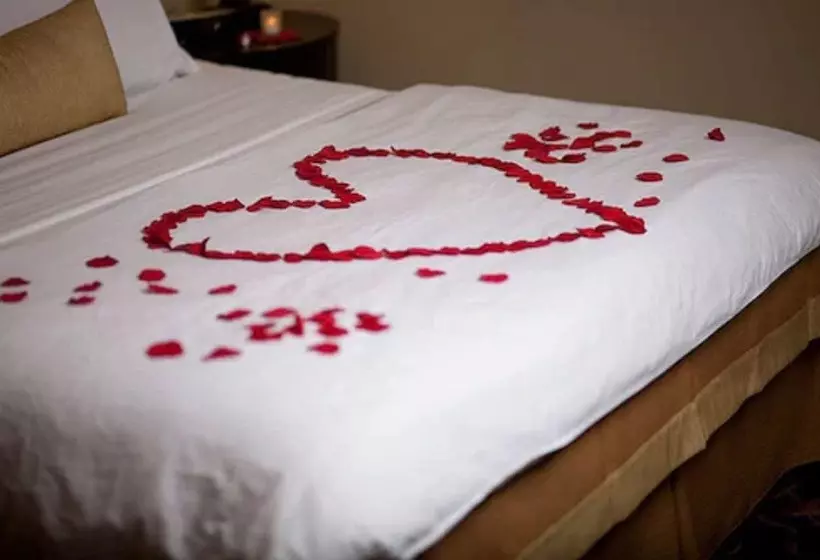 בית מלון כפרי Belamere Suites