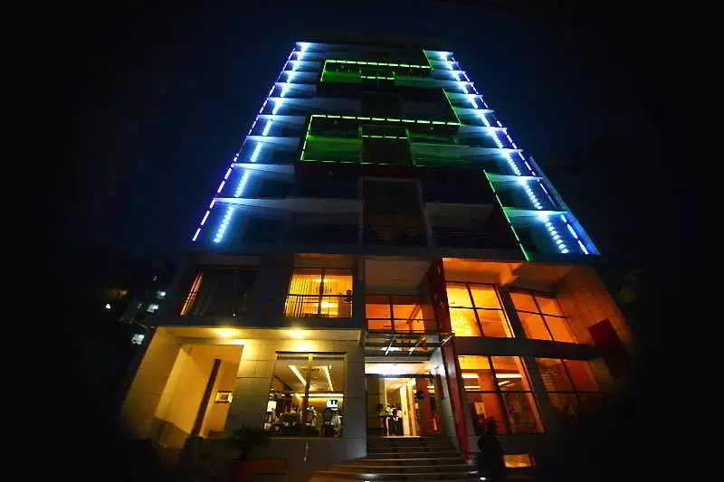 هتل Hôtel Fleur De Lys Plateau