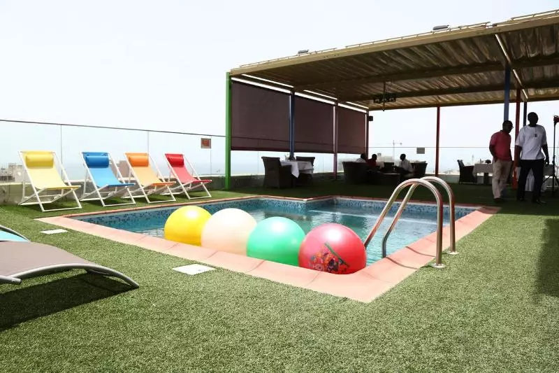 هتل Hôtel Fleur De Lys Plateau