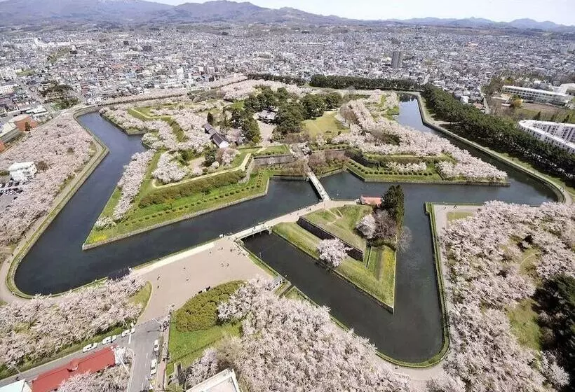 酒店 La Jolie Motomachi