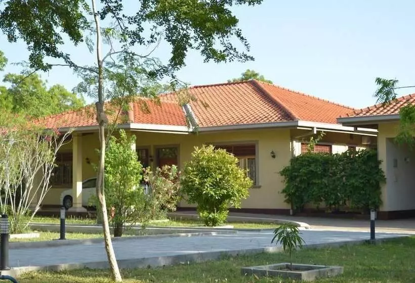 هتل Lake View Bungalow Yala