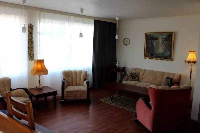 هتل North West Restaurant & Guesthouse