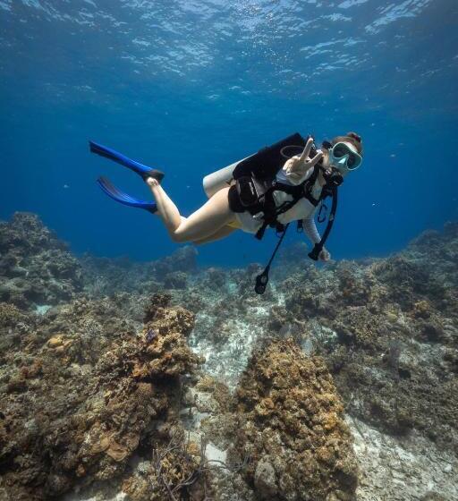 호텔 Ocean Tide Beach Resort