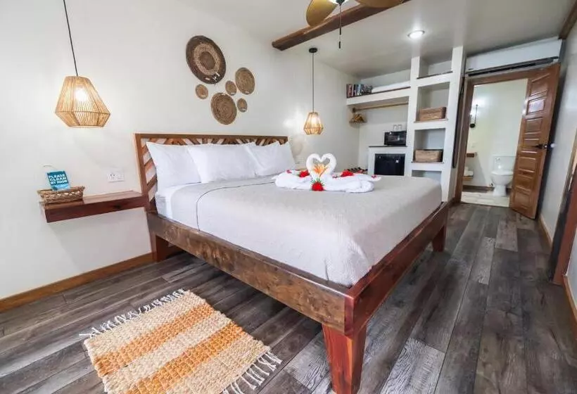 هتل Ocean Tide Beach Resort