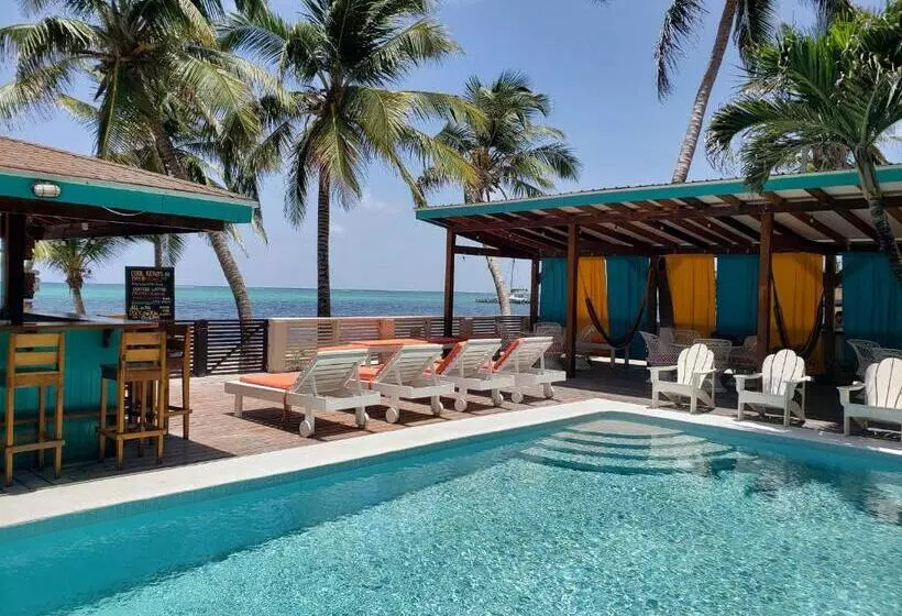 هتل Ocean Tide Beach Resort