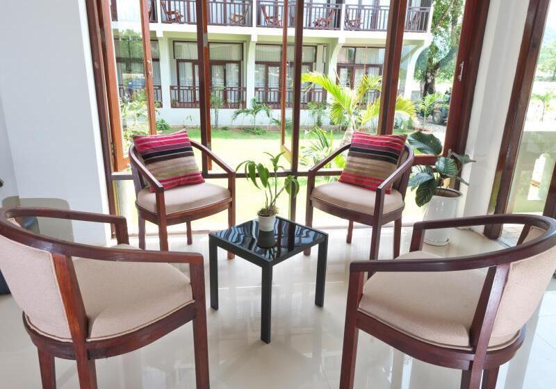 فندق Silver Naga