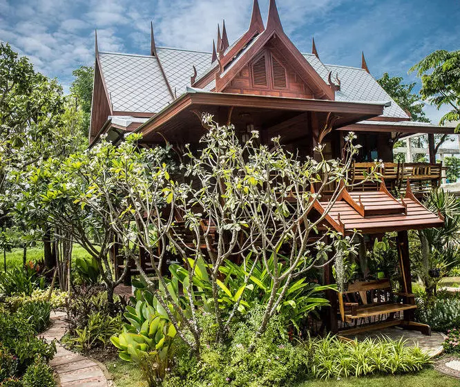 هتل Sunlove Resort And Spa Royal View