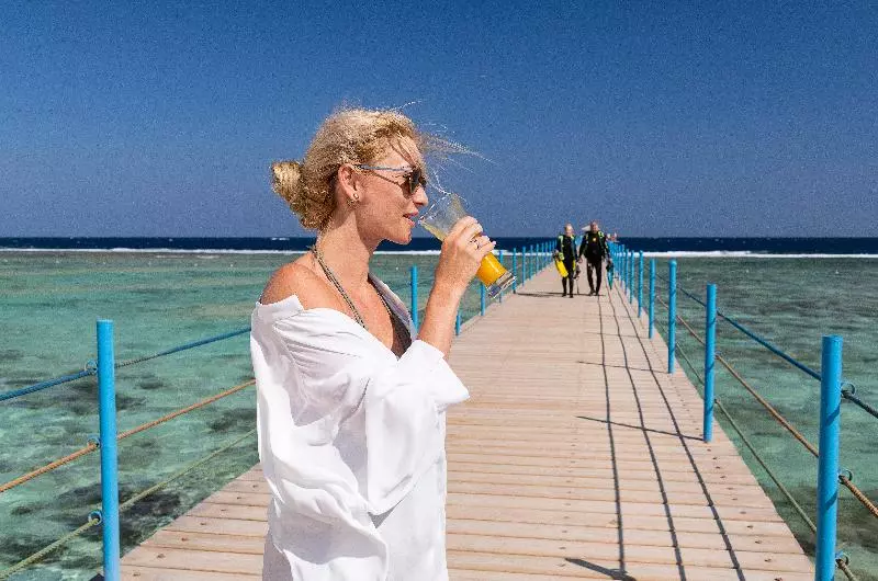 호텔 Three Corners Happy Life Beach Resort