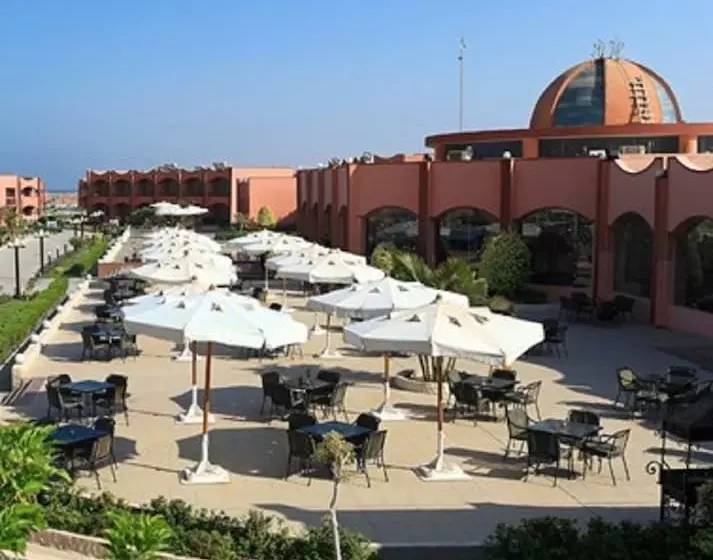 호텔 Three Corners Happy Life Beach Resort