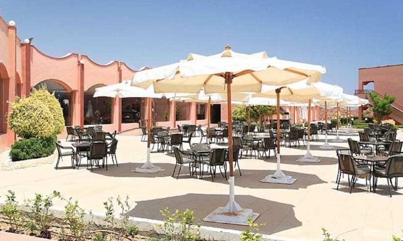 هتل Three Corners Happy Life Beach Resort