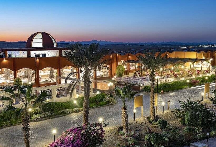 هتل Three Corners Happy Life Beach Resort