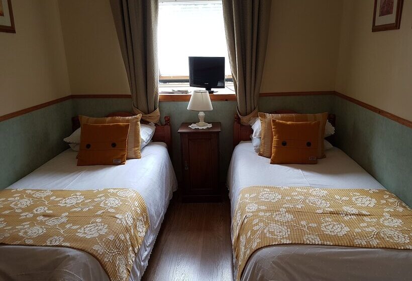 펜션 Creagan Guest House