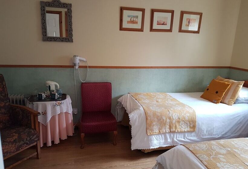 펜션 Creagan Guest House