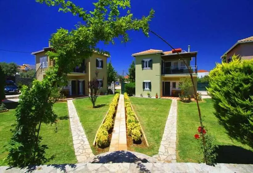 Saint Thomas Village