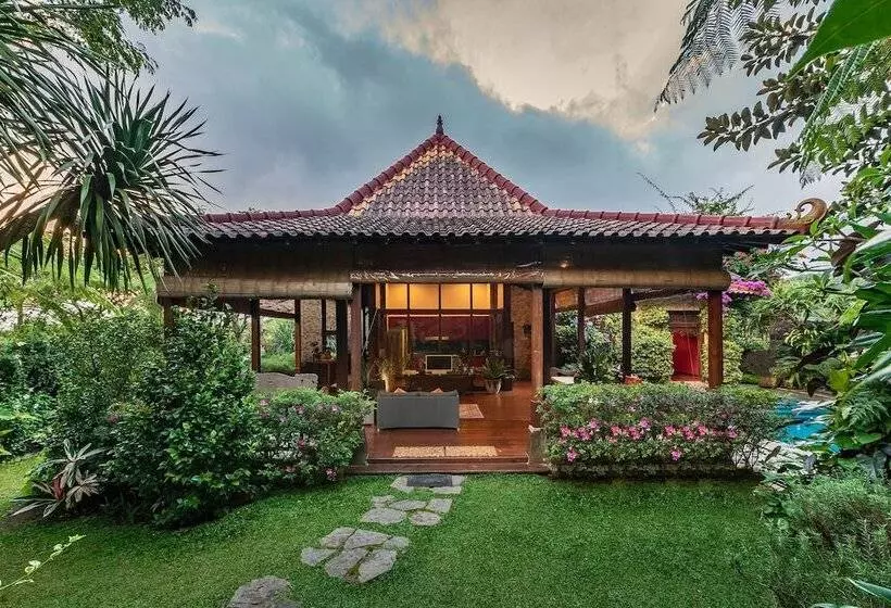 Villa Mulyono