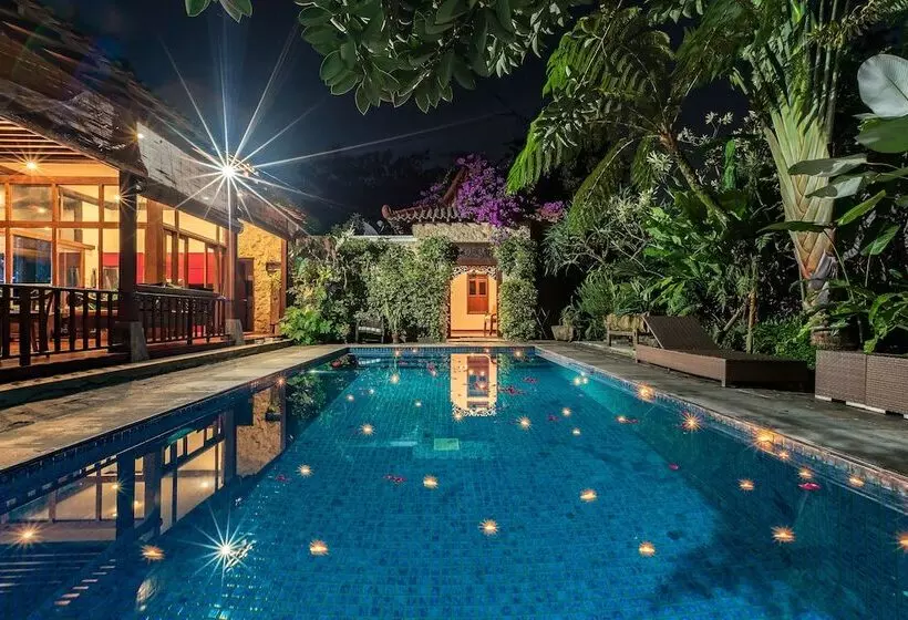 Villa Mulyono