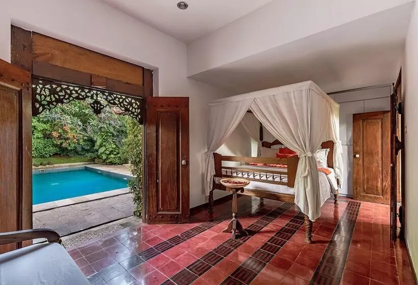 Villa Mulyono