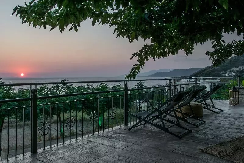 Hotelli Agios Thomas