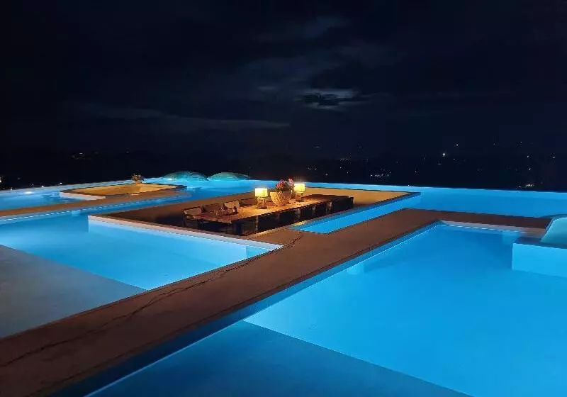 Hotelli Ida B Domain