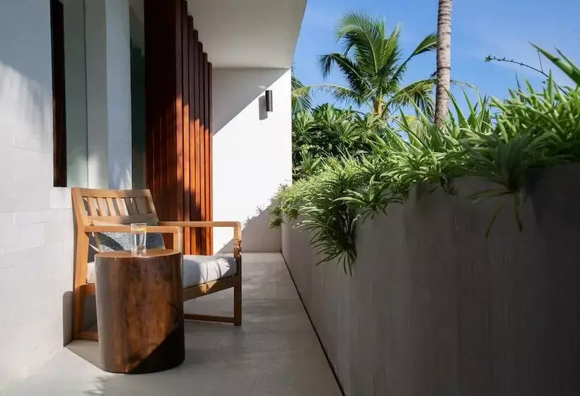 Kerem Luxury Beachfront Villas