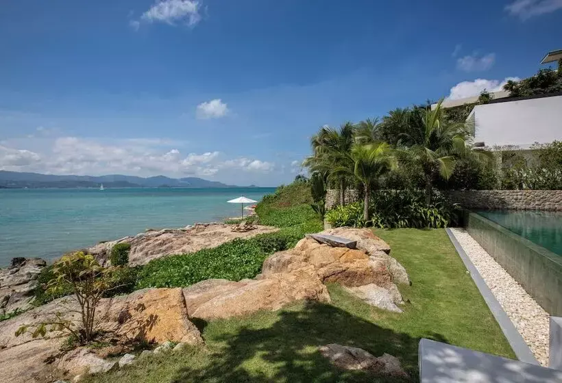 Kerem Luxury Beachfront Villas
