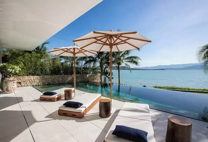 Kerem Luxury Beachfront Villas