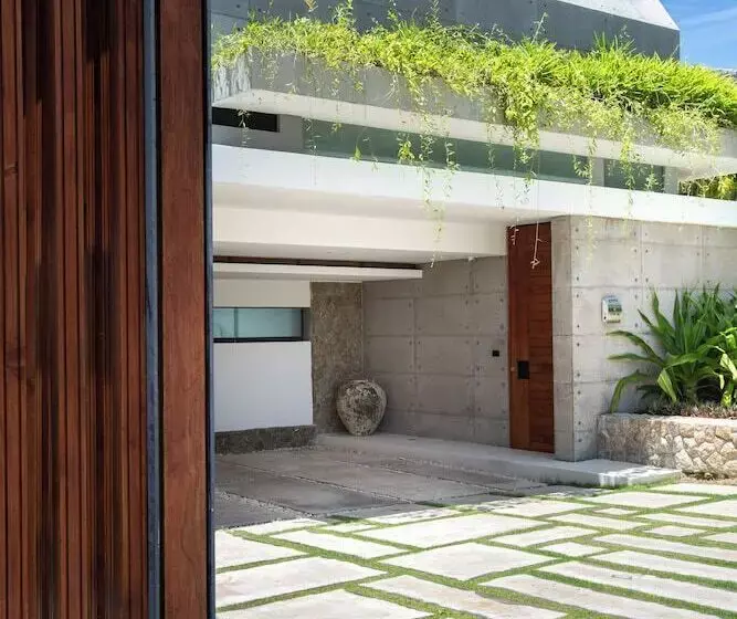 Kerem Luxury Beachfront Villas