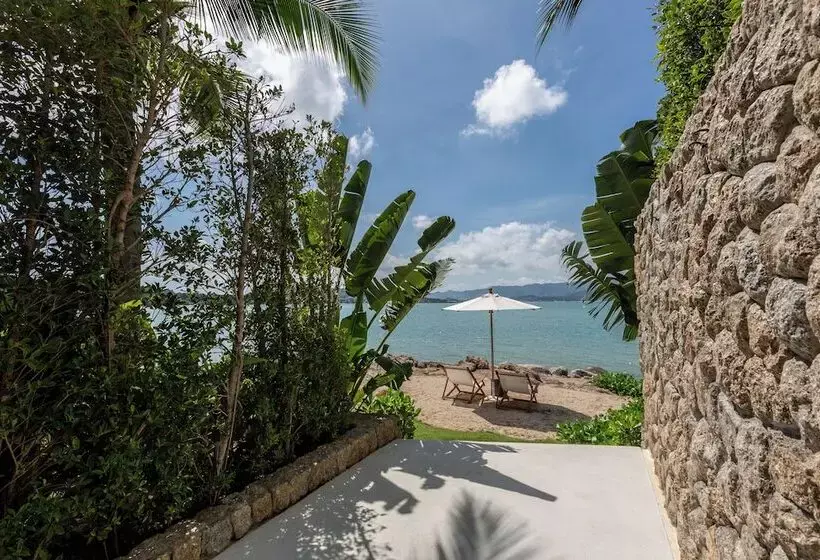 Kerem Luxury Beachfront Villas