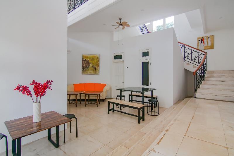 Hotel Capital O 90342 Kemang Garden