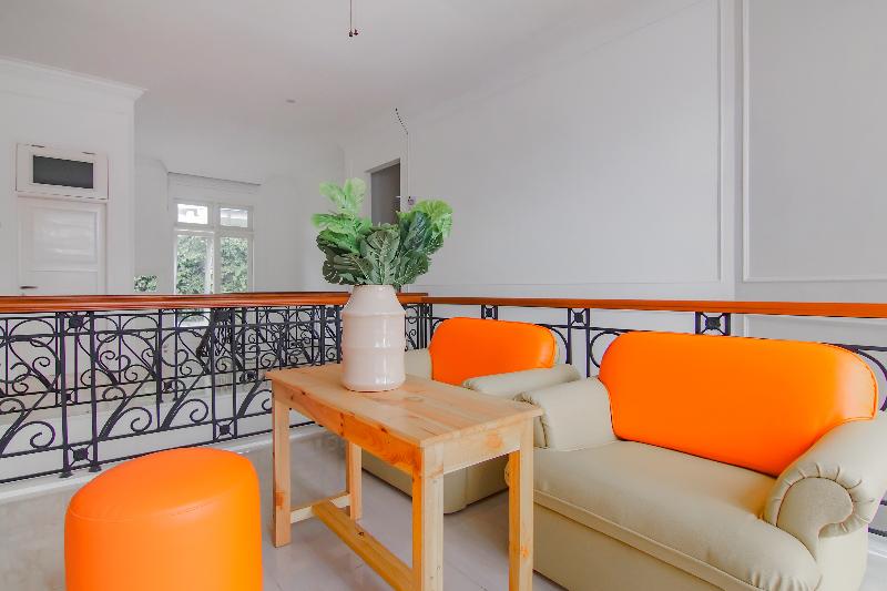 Hotel Capital O 90342 Kemang Garden