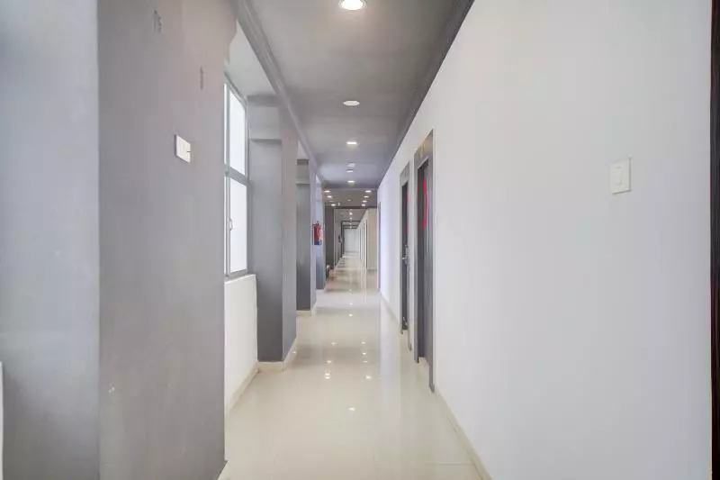هتل Oyo Townhouse 430 Everest