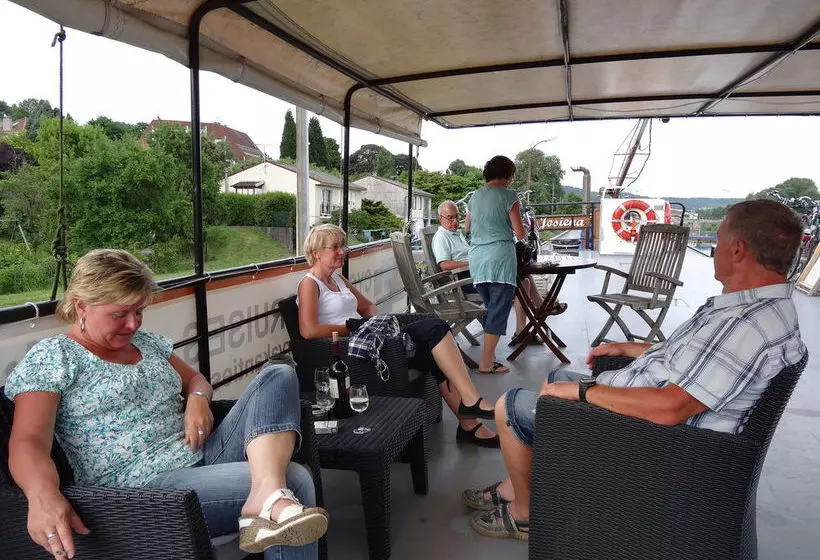 민박 La Belle Fleur