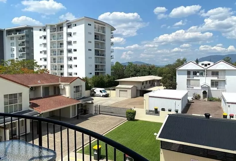 City Ville Apartments And Motel