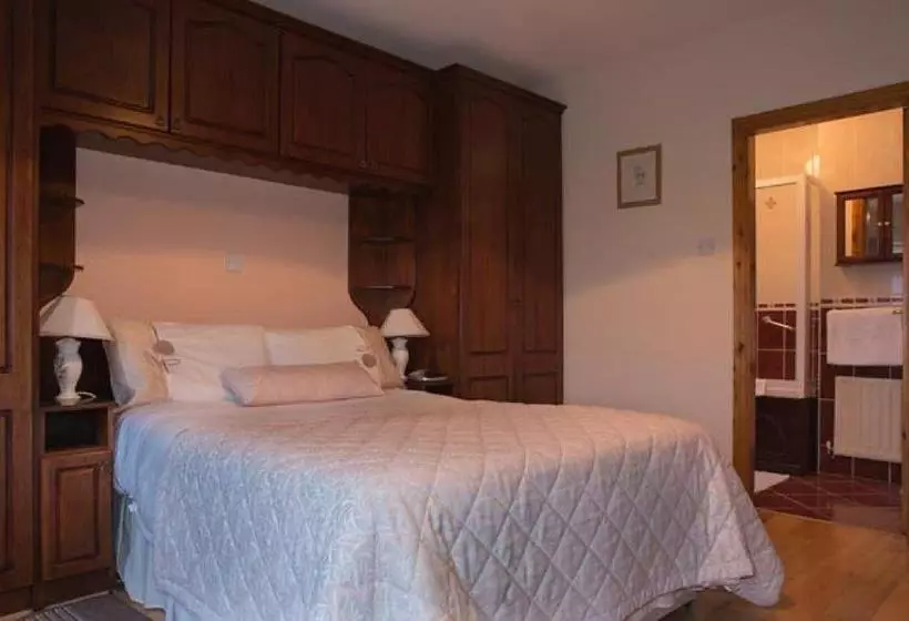 Glen Fort House B&b