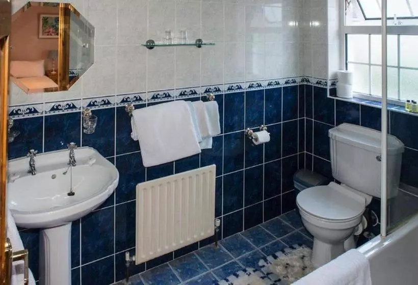 Glen Fort House B&b
