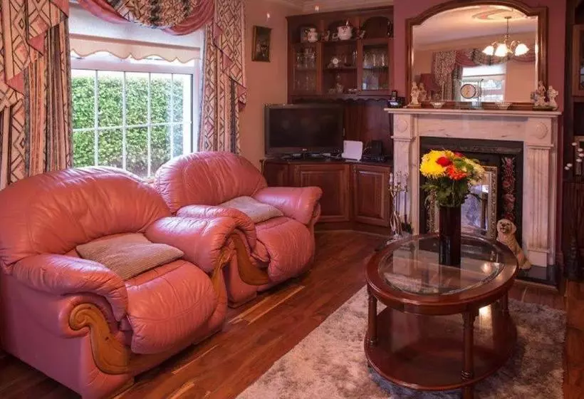Glen Fort House B&b