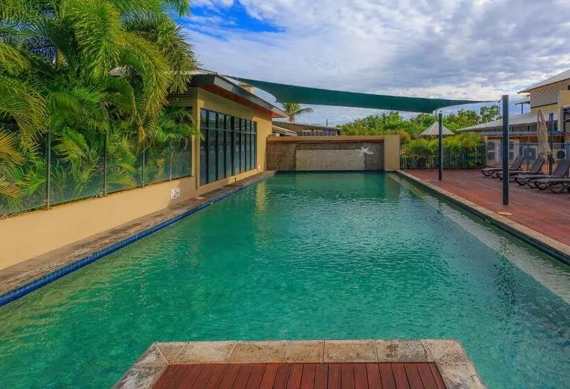 Отель Beaches Of Broome