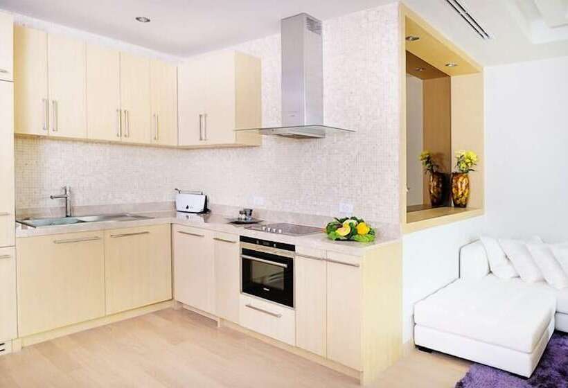 Отель Beachfront Phuket