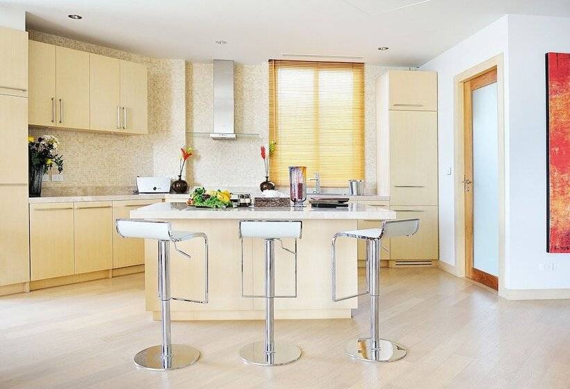 Отель Beachfront Phuket