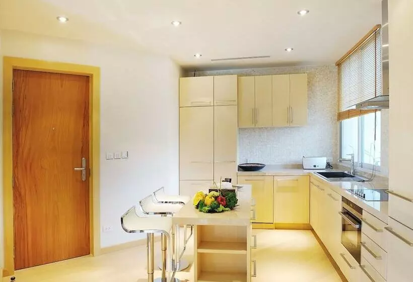 Hotel Beachfront Phuket