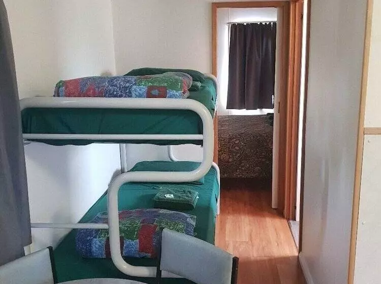 Отель Big4 Acclaim Prospector Holiday Park