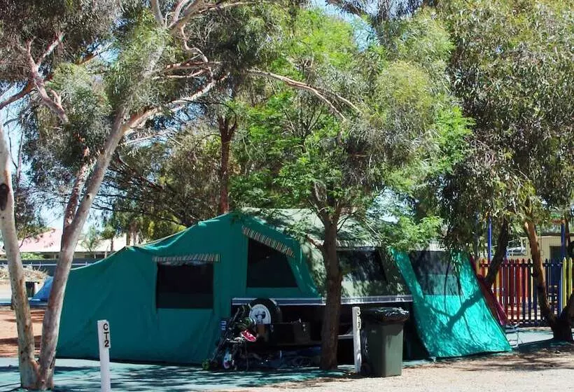 Отель Big4 Acclaim Prospector Holiday Park