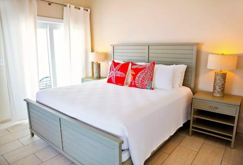 هتل Cape Eleuthera Resort & Marina