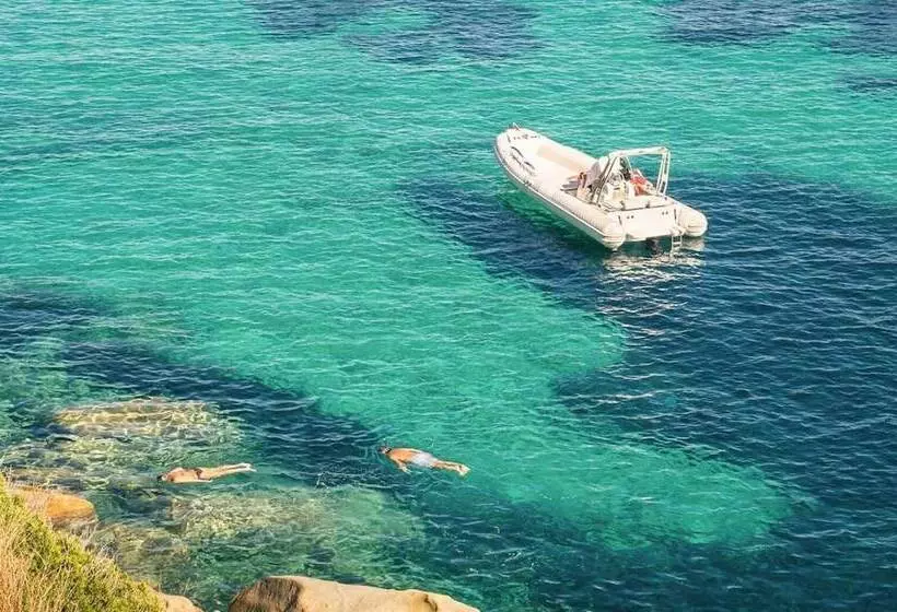 هتل Cape Eleuthera Resort & Marina