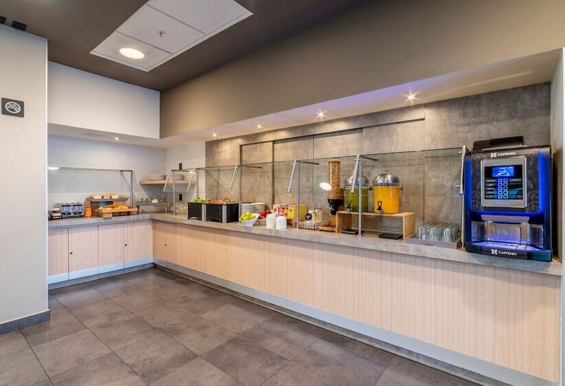 فندق City Express Plus By Marriott Guadalajara Palomar