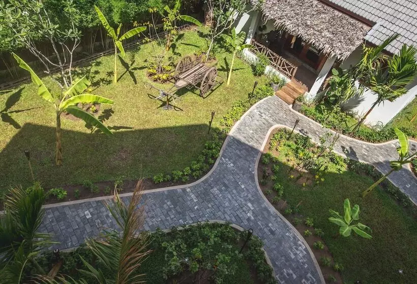 هتل La Riviere D  Angkor Resort