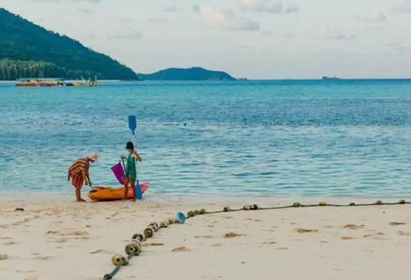 فندق Lipe Beach Resort