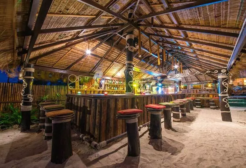 فندق Lipe Beach Resort