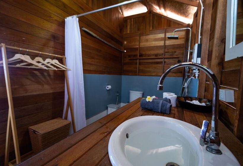 Отель Lipe Beach Resort